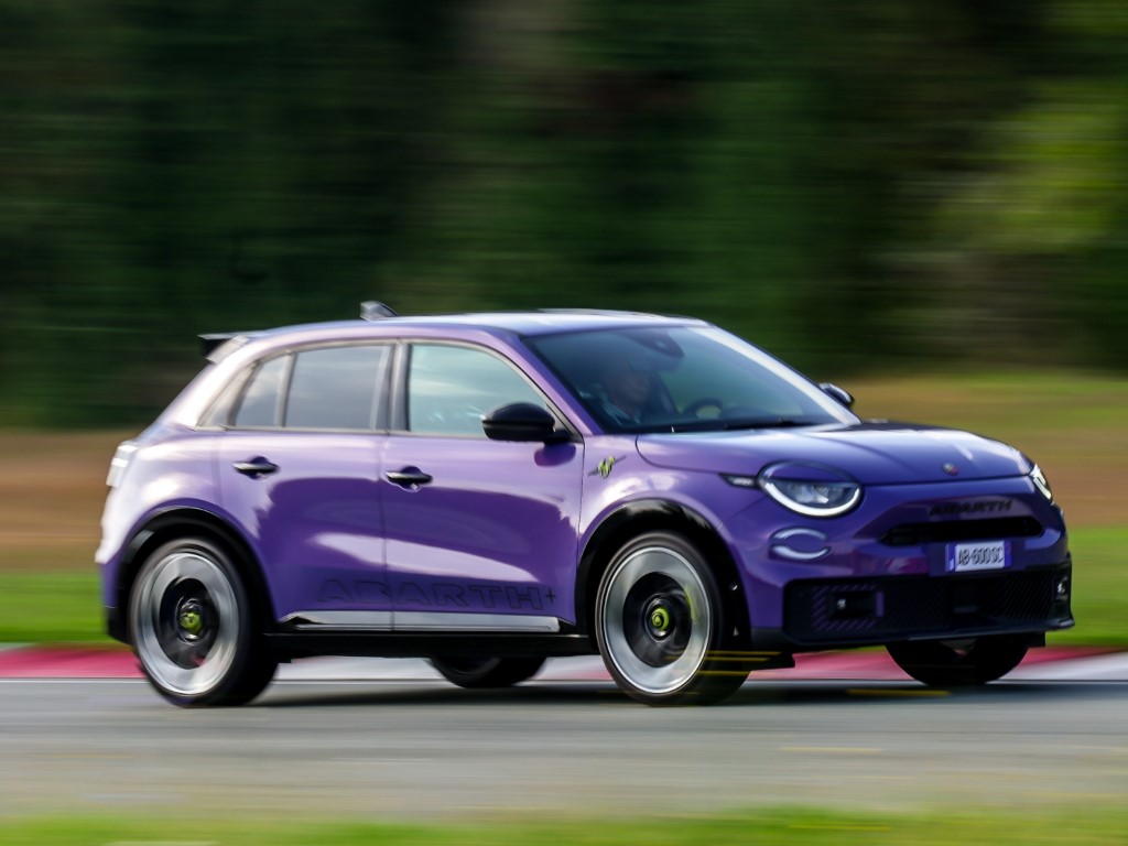 Abarth 600e Scorpionissima